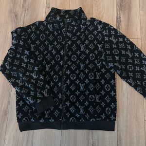 Louis Vuitton Black and Gray Fleece Jacket